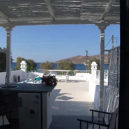 Avlomonasbeach 4* Livadi (Serifos)