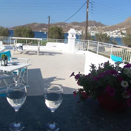 Avlomonasbeach 4* Livadi (Serifos)