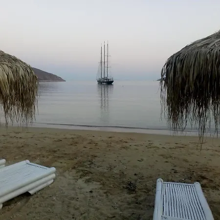 Avlomonasbeach Gæstehus Livadi (Serifos)