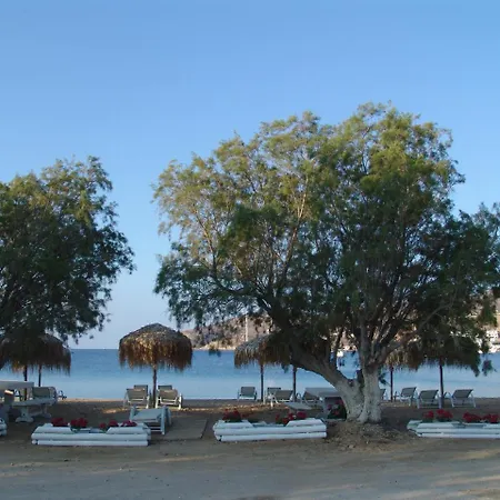 Avlomonasbeach Gæstehus 4*