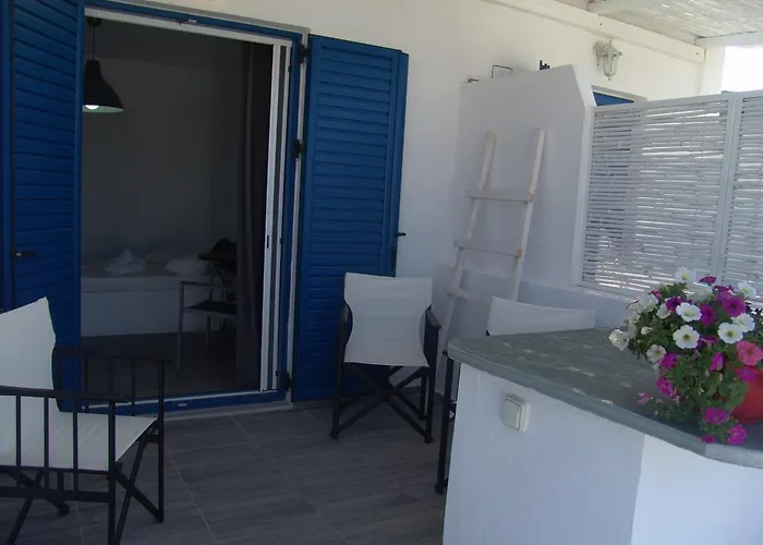 Avlomonasbeach Pensión 4*