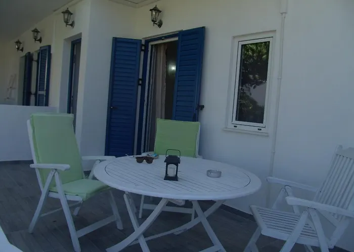 Pensión Avlomonasbeach 4*