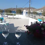 Avlomonasbeach 4* Livadi (Serifos)