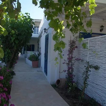 Avlomonasbeach ゲストハウス